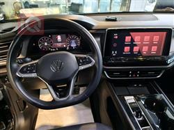 ڤۆڵکسواگن ئەتڵەس کرۆس سپۆرت